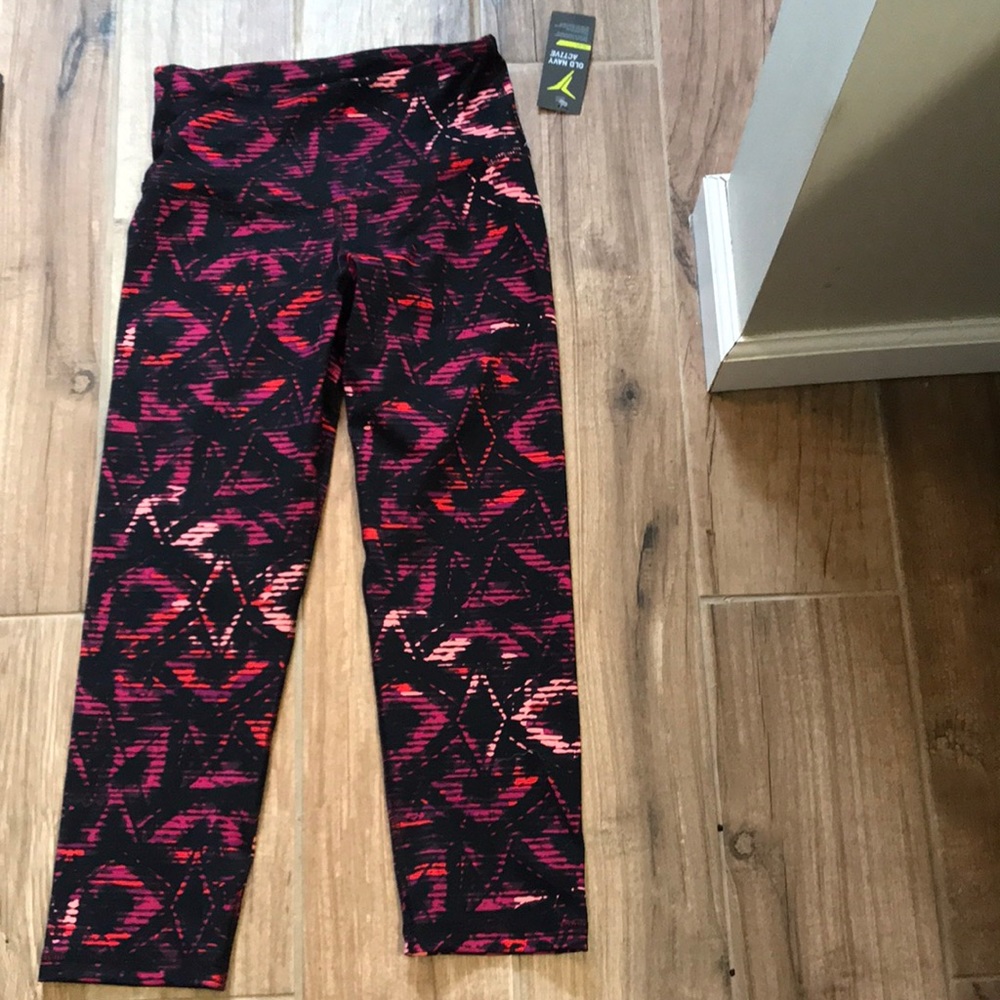 Brand new with tags Old Navy active pants!